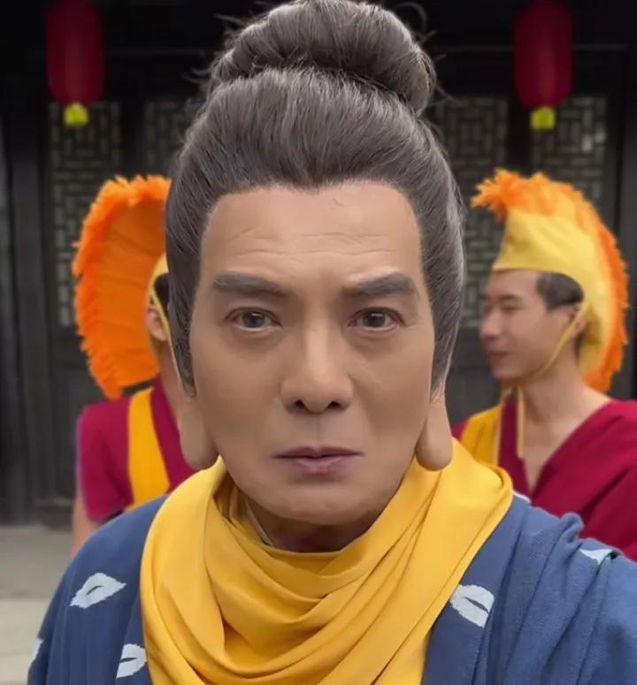 “鸠摩智”李国麟，其实也挺失败的。演了那么多作品，唯独能让大家记住的只有鸠摩