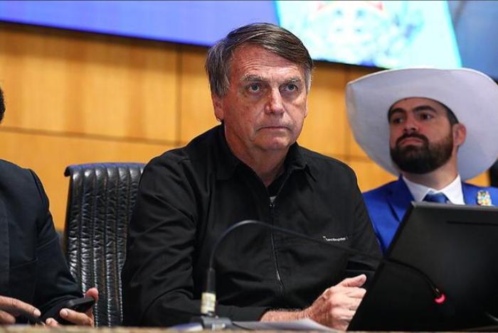 2019年，巴西拒还中国800亿债务，还与美国演起了双簧来攻击中国，这令国人心寒