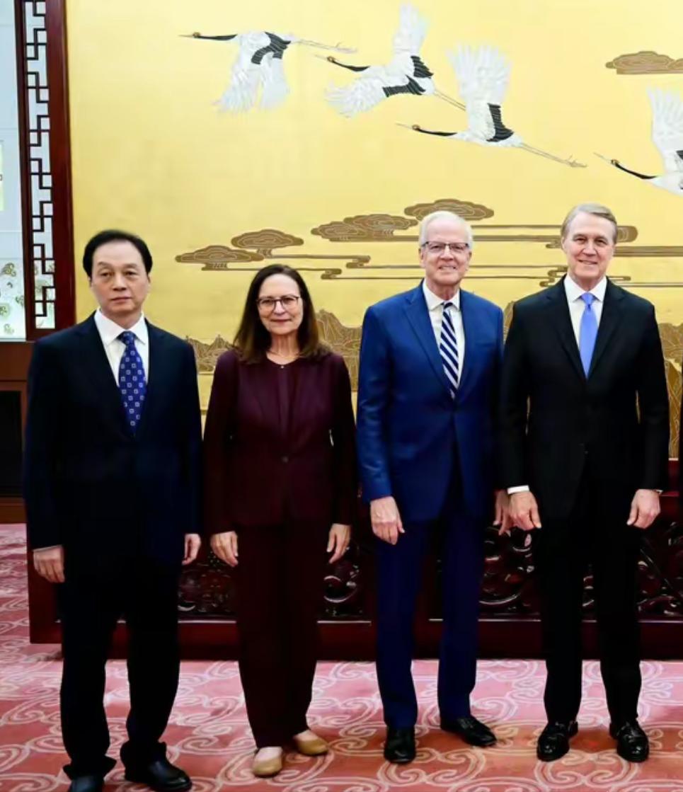 不达目的不罢休？美国国会代表团持续在中国逗留按照美国方面发布的消息，5月14