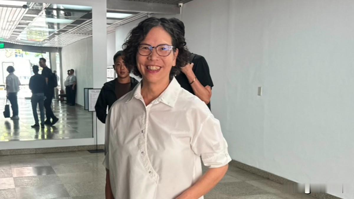 脱党参选彰化县长？蔡壁如今赴选决会说明即便党内不支持参选彰化县长，蔡壁如仍不