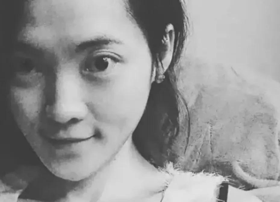 说起这事，心里头真是堵得慌。王懿这名字，现在听起来跟个笑话似的，但在十几年前，那