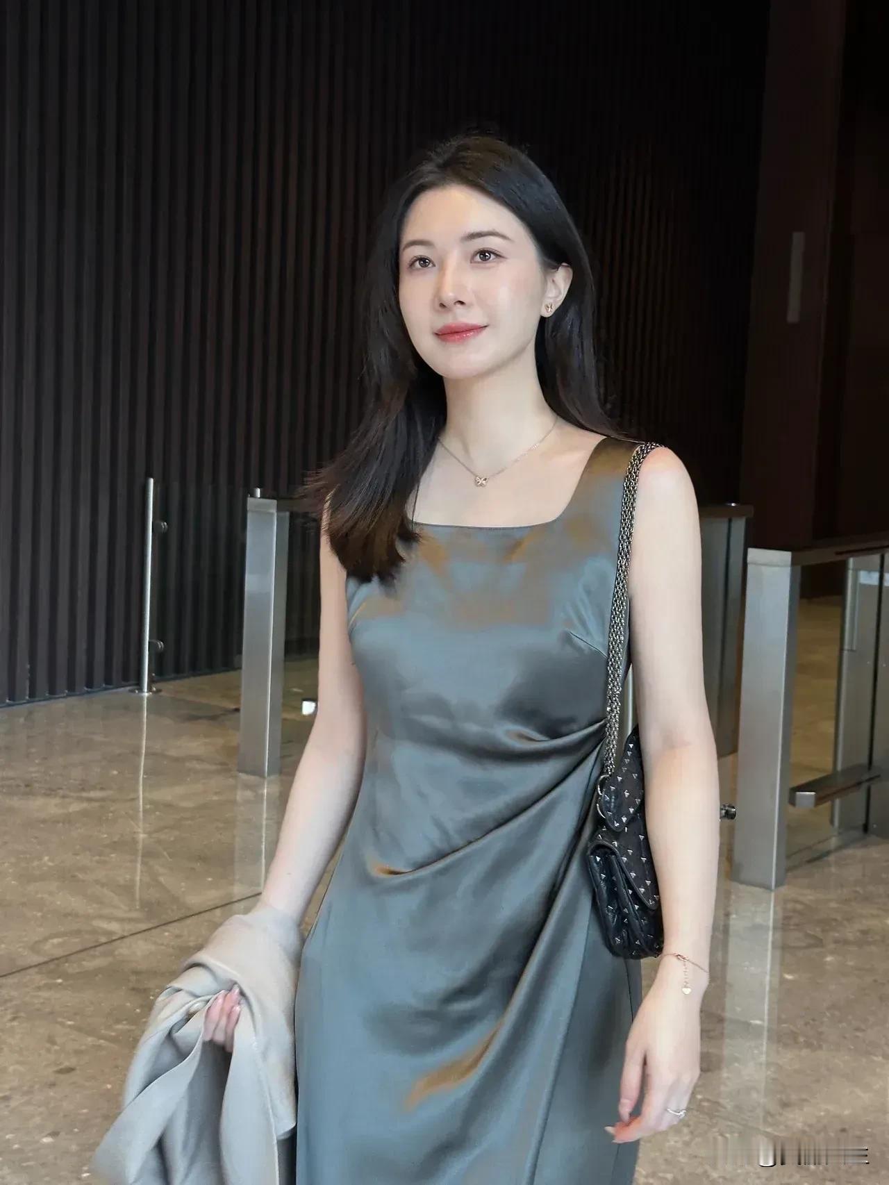 你一句春不晚，我就到了真江南。”怀揣着对江南水乡的无限憧憬，我踏上了乌镇之旅。