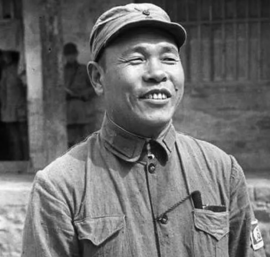 1951年，一个特务落网后，在面对审问时，竟语出惊人：“我的同伙？说出来吓死你们