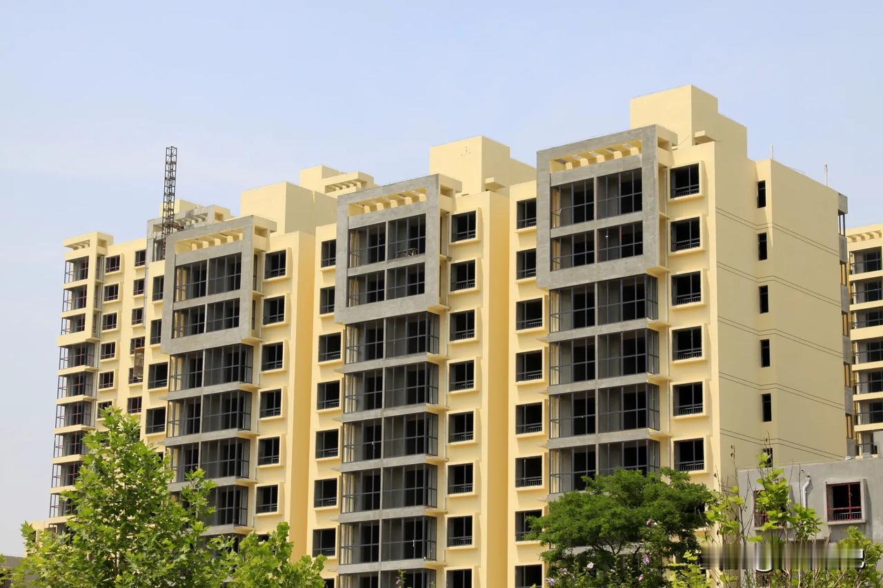 千万别再硬扛着买房了，真心话！现在还执迷买房的，大多还是我们80后90后，可后面