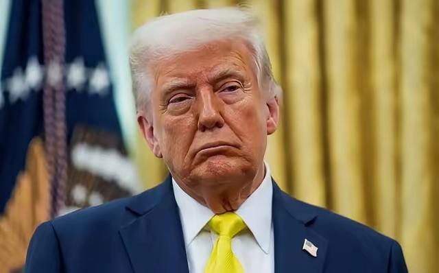 掀桌了！200亿军售砸向台湾，特朗普4月访华彻底泡汤，北京不留情面刚通完电