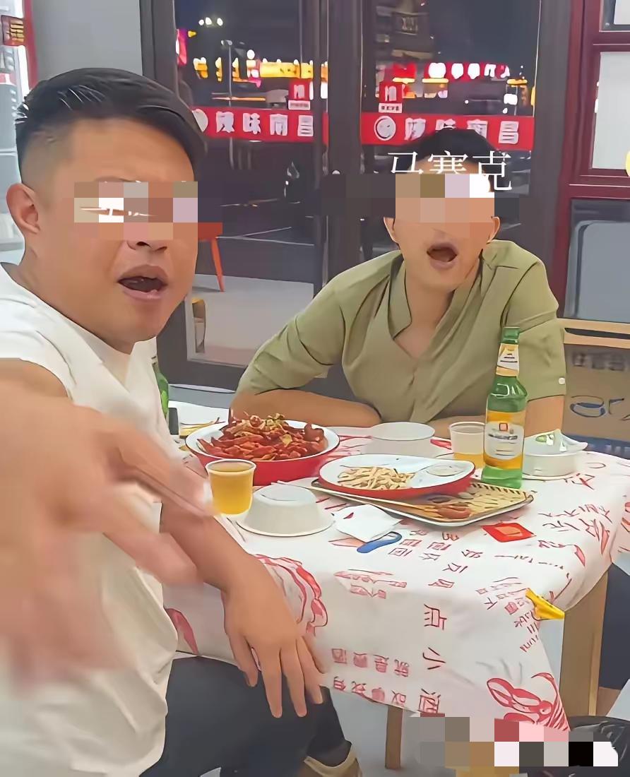 南昌摸头骚扰案落幕，“白衣蠢”“眼镜坏”这处罚够解气吗？“白衣