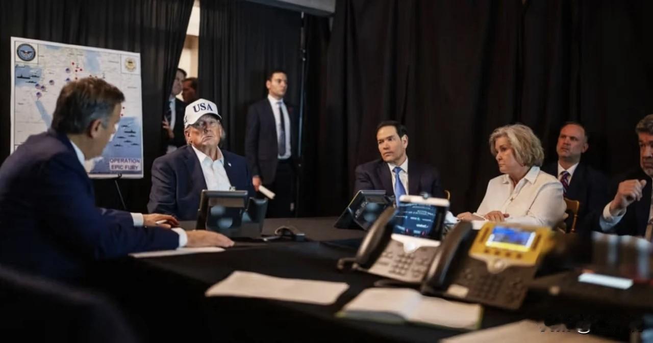 特朗普召开战情室会议，战争可能在几天后重新爆发美国官员称，美国总统唐纳德·特