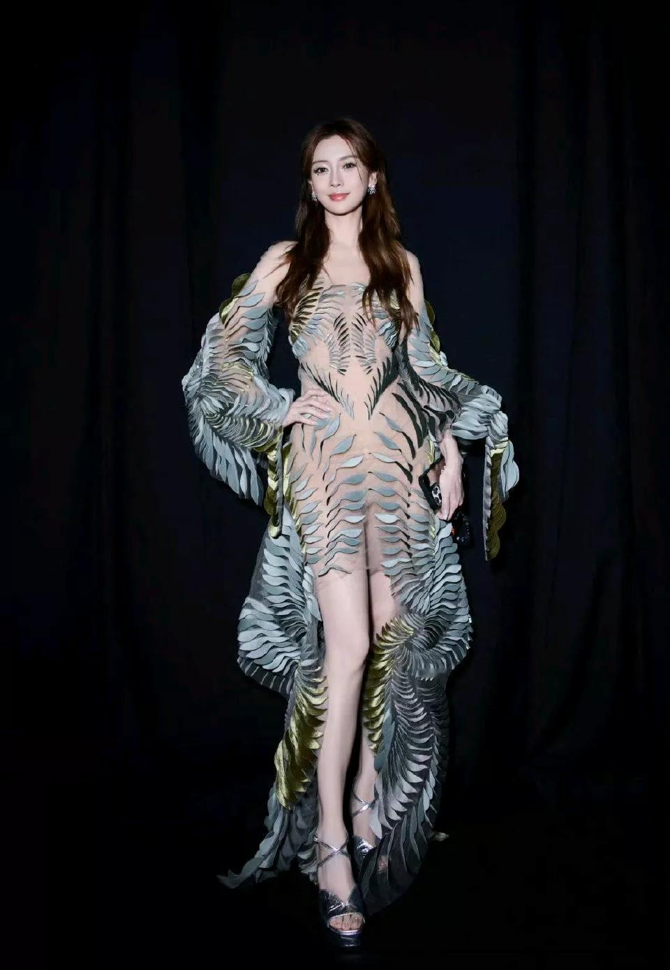 Angelababy粤语自我介绍，透露了一个重要信息！在重要场合抛头露面，A