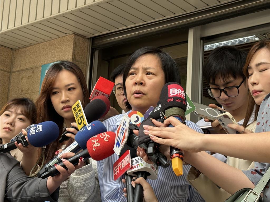 民众党创党主席柯文哲京华城、政治献金案将于26日一审宣判之际，白委李贞秀爆料新竹