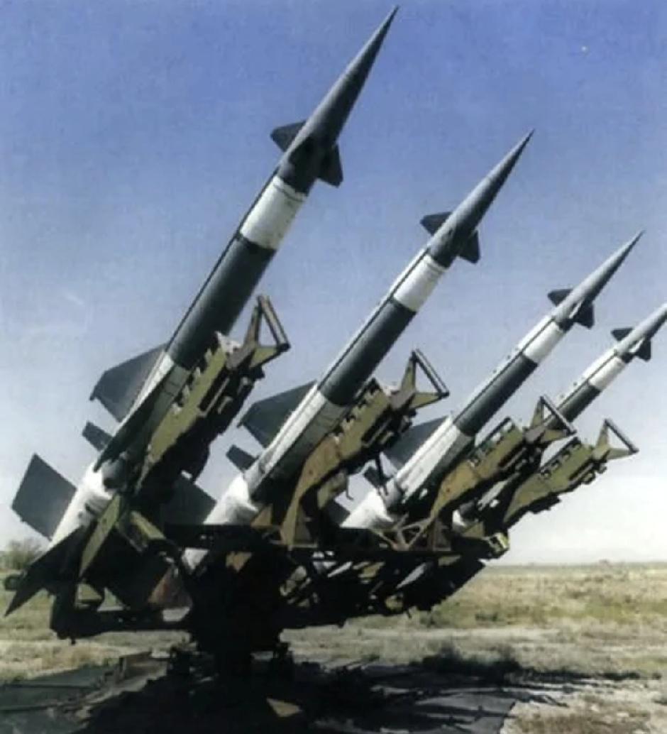 美国又想用F-35隐身战机吓唬委内瑞拉，结果踢到铁板了。F-35号称“隐身斗篷”