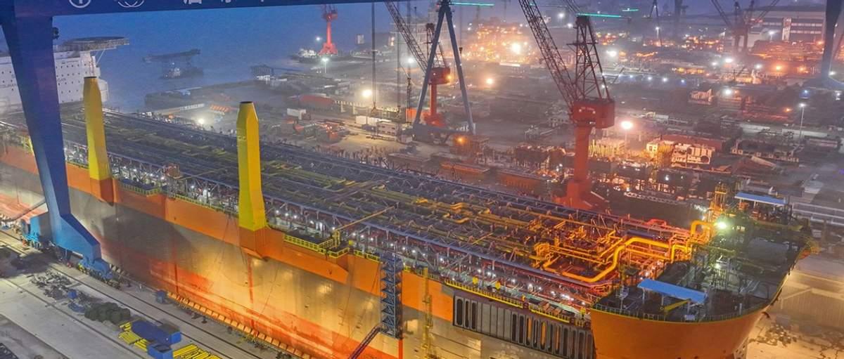 空中加油机不打前线，却成了重灾区？两天内，一撞一炸，伤筋动骨。KC-135，顶不