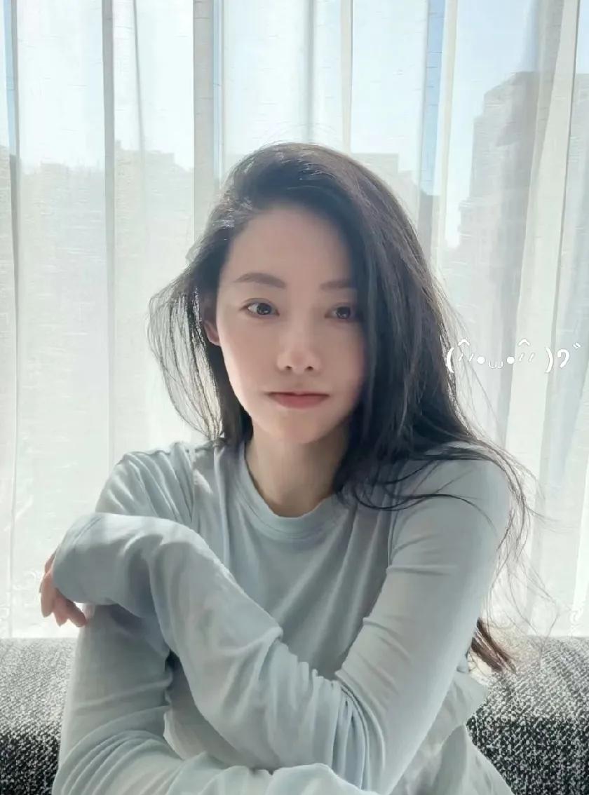 很多女生说，看了张嘉倪和买超的情感，不要轻易给另一半生孩子。因为张嘉倪和买超已