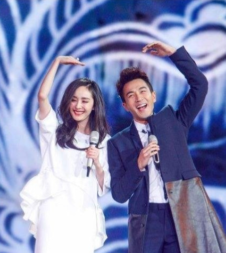 2018年，杨幂与刘恺威离婚签了一份离婚协议，其中有这样一条对刘恺威的要求，这可