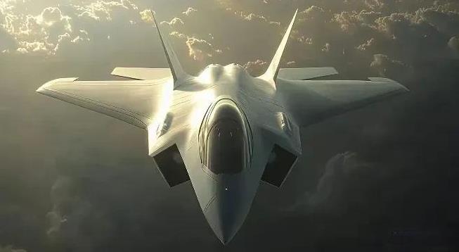 歼35的生产基地与配套设施占地27万平方米，与美国F35的生产基地一样大，据报道