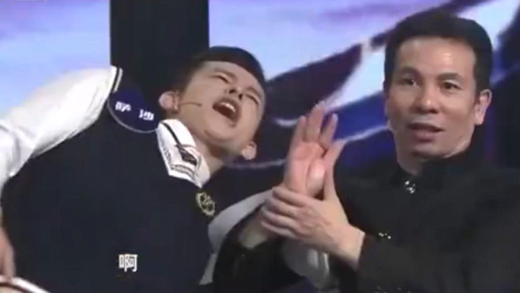 李建文92年俄罗斯视频_标清