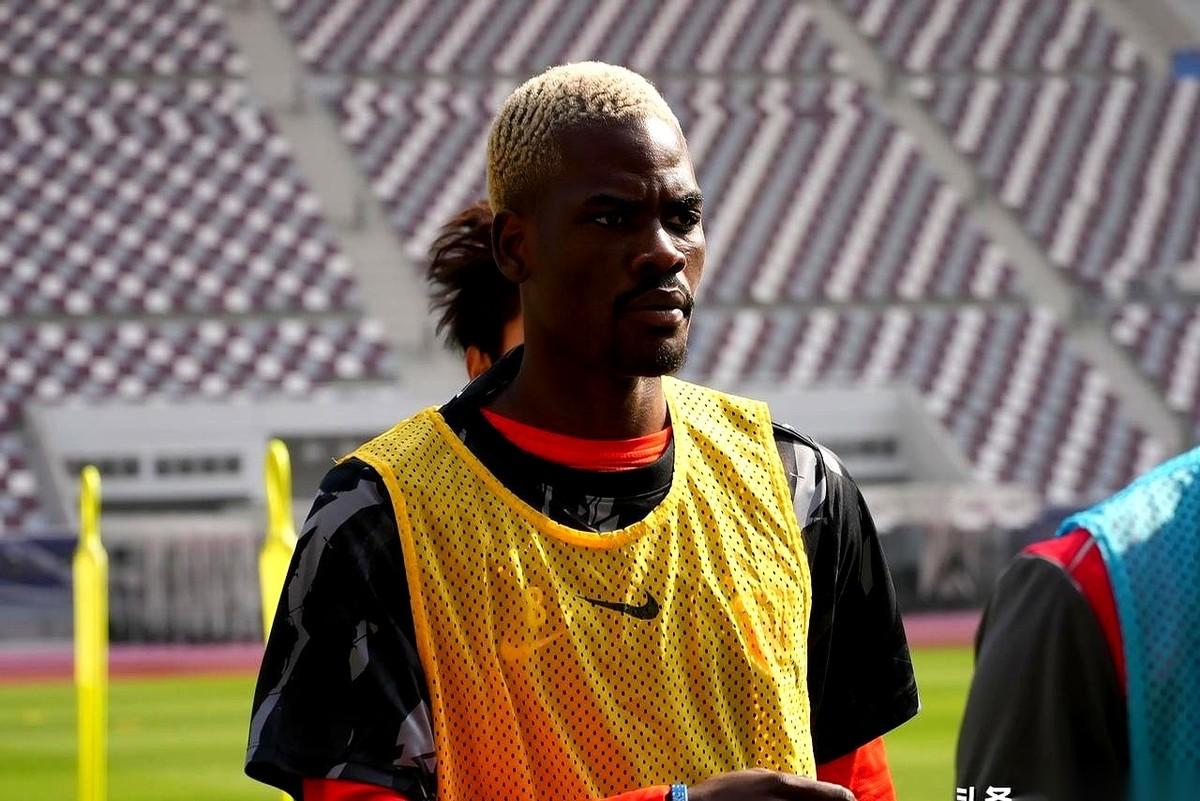 《37万欧的8号传奇：奥斯卡王座的颠覆者》