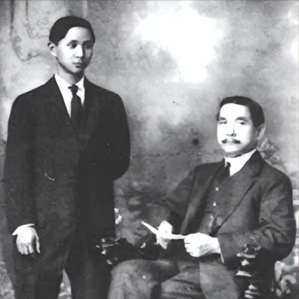 1935年，孙中山之子孙科，对离异的蓝妮一见钟情，后来向她求婚，已有3个孩子的蓝