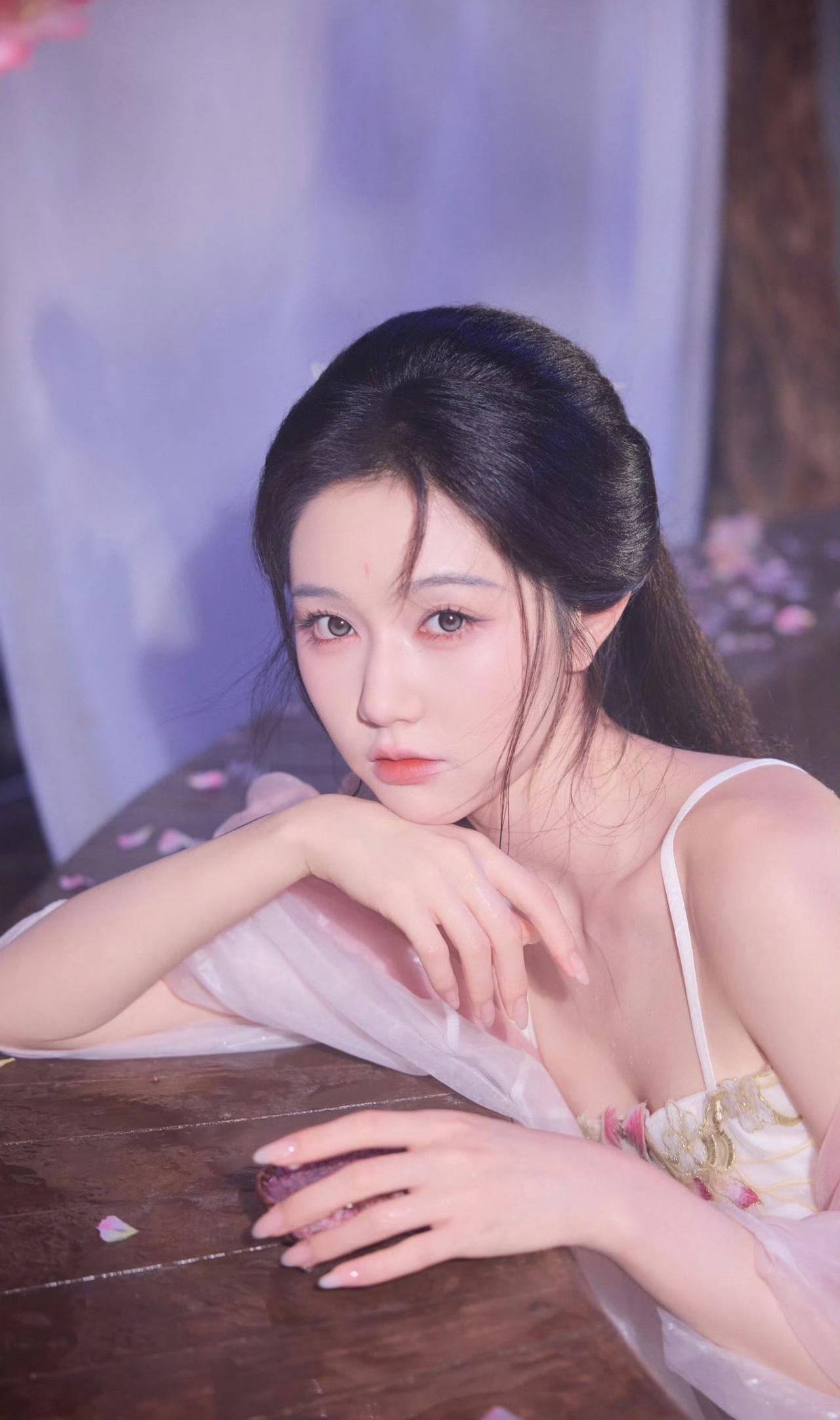 岳雨婷好欲好美[爱心]