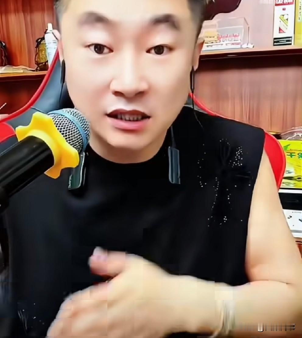 九天分析小辉干方丈范四不是剧本，热度盖过二驴大舞台！说