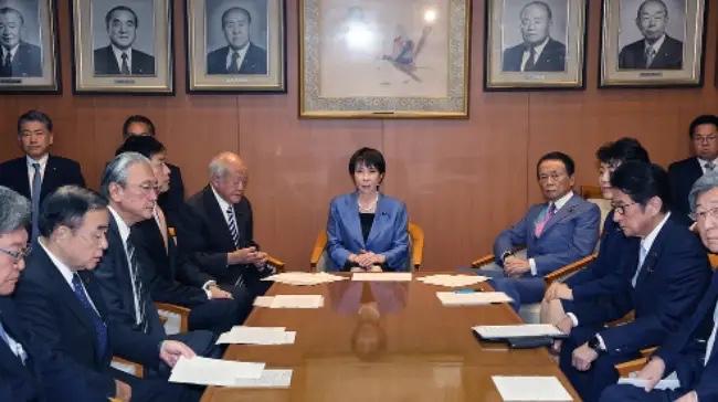 日本对中国的所有强硬，今天被本国议员一句话判了死刑：北方四岛你为什么不去要？高市