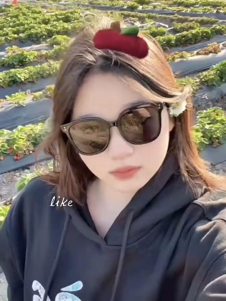 全红婵在老家湛江迈合村发了一个日常，引发众人感慨和震荡：真的是女大十八变，都认不