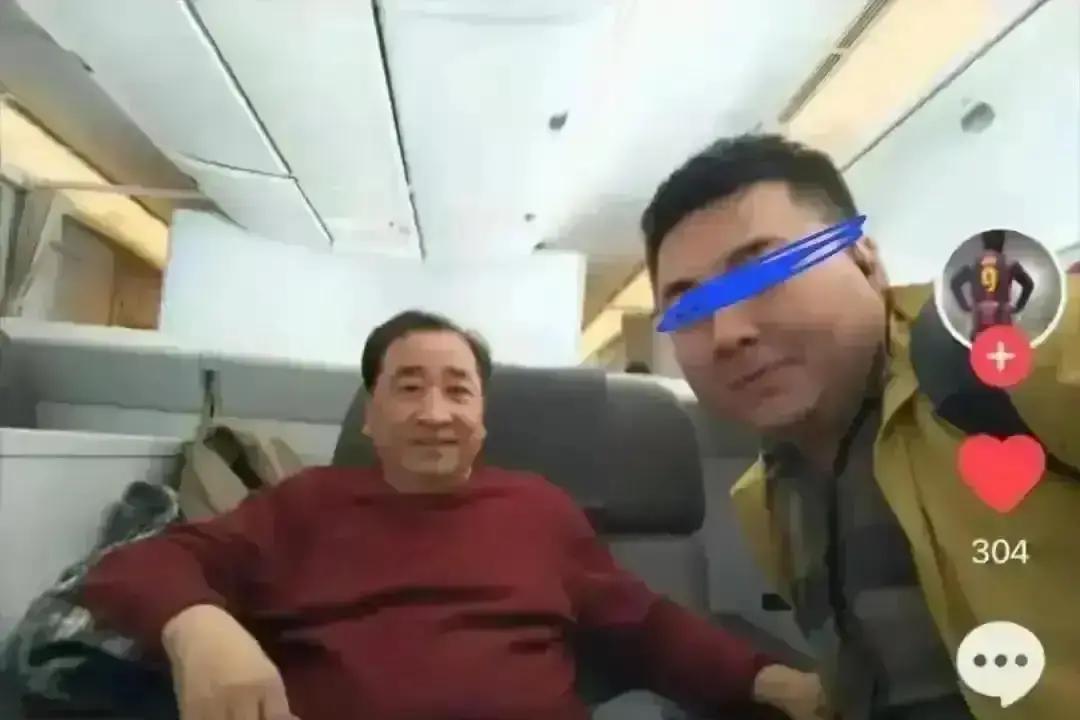 420万刀买房，姜昆女儿钱从哪来？消息说，2018年她在比弗利山庄全款拿下