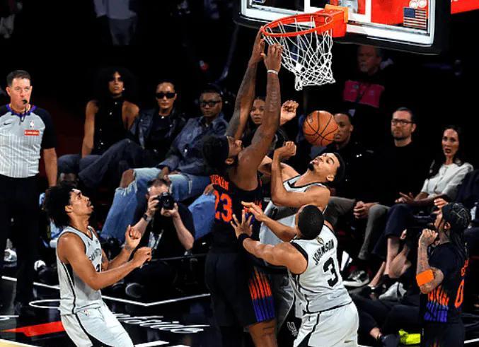 难以置信，米罗妥妥地怪物，篮板痴汉，擎天黑玉柱。NBA杯总决赛，米罗打了18