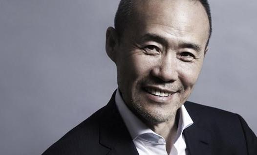 当年，王石兴奋地把刚挣得300万给了前妻，没想到前妻只是不屑地说：“你能有今天，