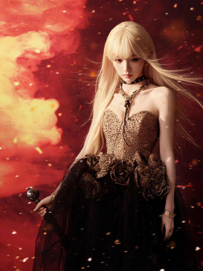 1、有消息称田曦薇和邓为即将合作s加古偶《第三十年明月夜》，这几天邓为的资源好像