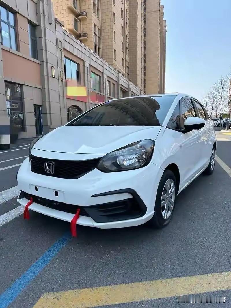 飞度11月销量归0！！！小型燃油车的时代真的过去了！随着12月份的到来，上个