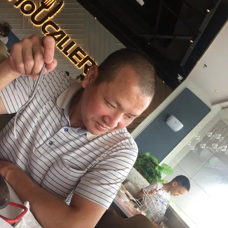 45岁失业是不是毁灭性的，得看个人情况。老陈，42岁985硕士，带过20人技术团