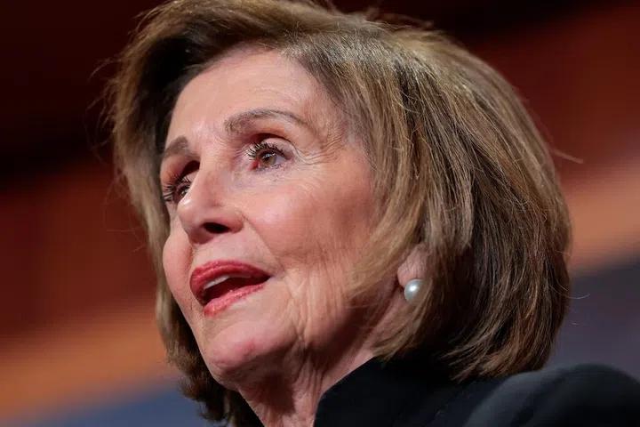 佩洛西：民主党将在中期选举中重夺众议院美国众议院前议长佩洛西星期谈接受媒体采访