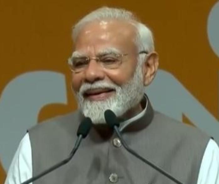 印度为啥记恨中国？说白了就是眼红。1981年两国GDP差不多，印度1930亿美元