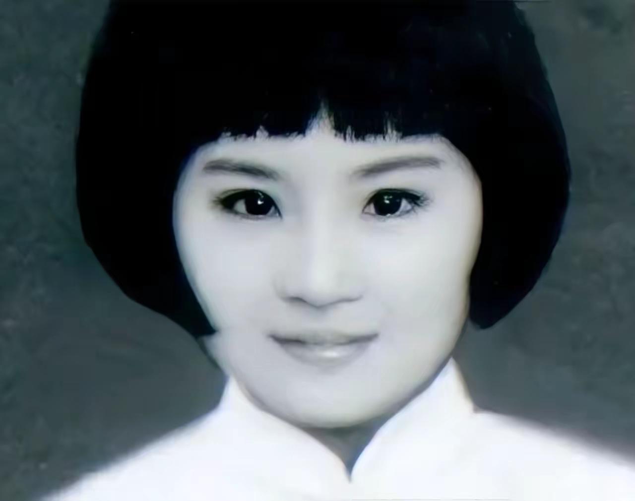 1928年的冬天，寒风如刀割般刺骨，天地间弥漫着一股死寂与凄凉。那天的天空阴沉沉