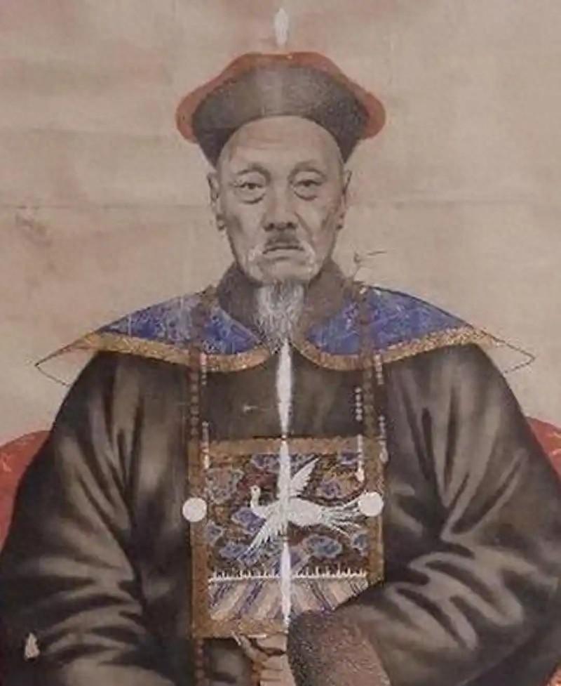 舒兴阿位至总督：次子与奕䜣结为连襟，女儿嫁给顺治七世孙，孙女成为皇贵妃道光元年