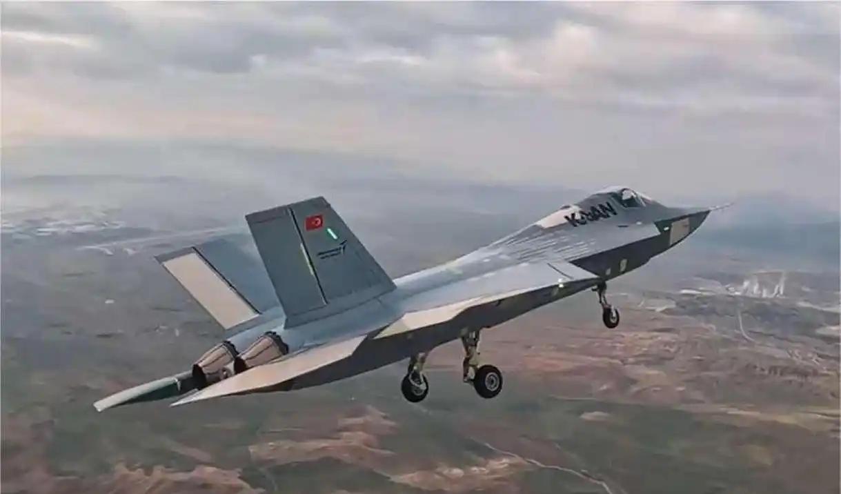 这事得从土耳其当年被美国踢出F-35项目说起，那一下子丢了不小的面子。于是他们立