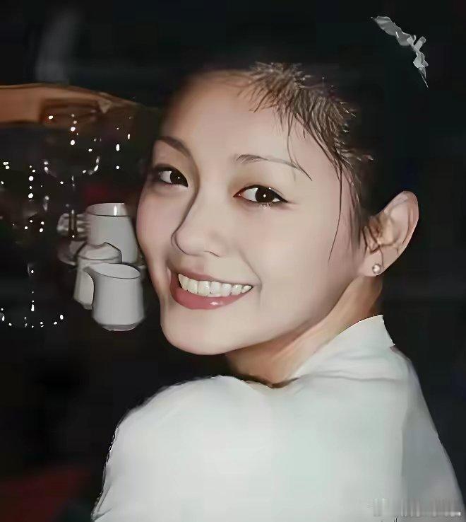 狗仔葛斯齐，喊话S家！2月3日，大S周年祭刚过，葛斯齐就大骂“骗子扎堆”，并放话