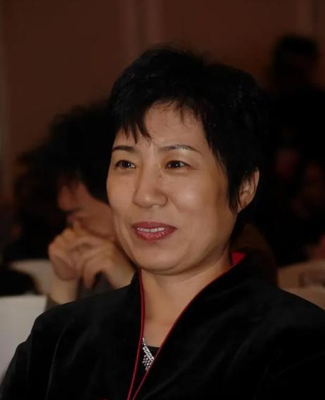 “技术离婚”藏百亿？丁玉梅伦敦豪宅成全球冻结令下的活证据！