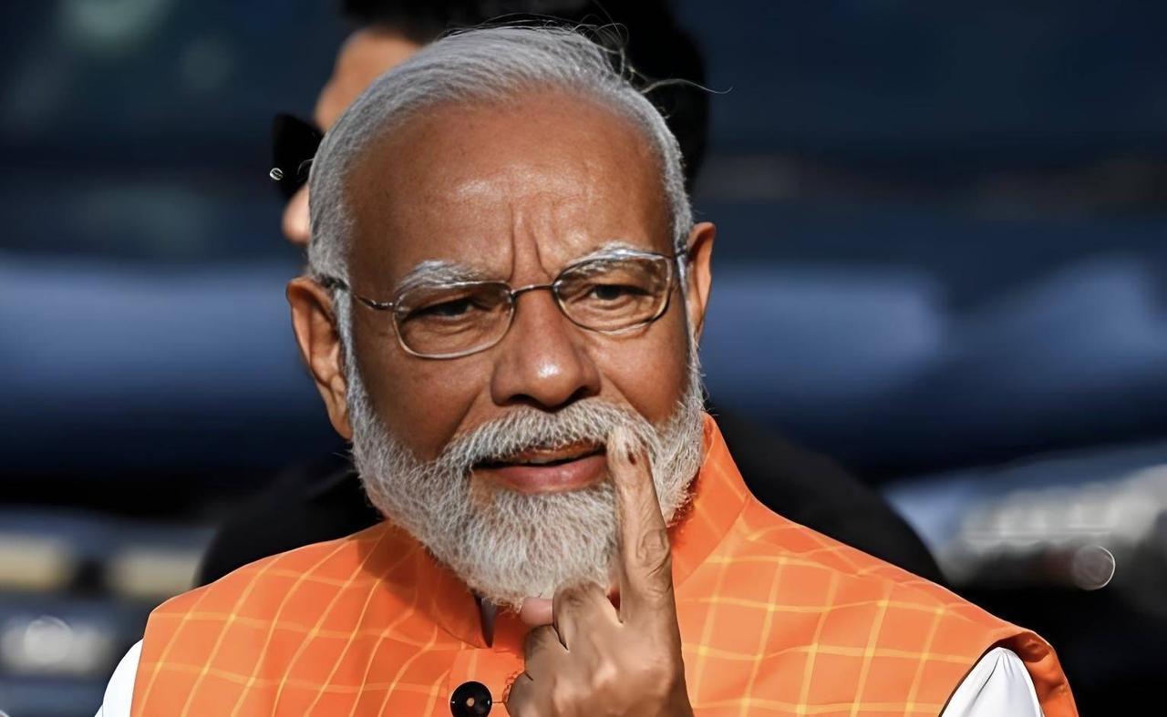 印度建成了全世界最高的雕像，雕像高达182米，是美国自由女神像的两倍。2018