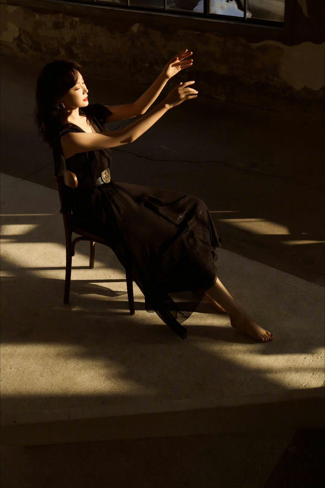 陈数，柔美的黑纱裙，姐姐这是骨子里的优雅呀​​​