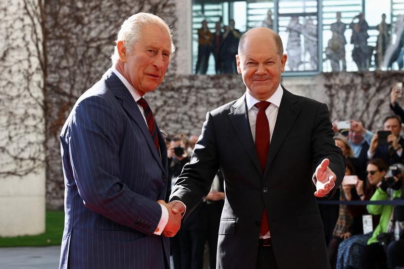 时间紧迫！中德北京谈判前夕，德国总理下达指令，绝不能让中国在谈判中占据上风！他公