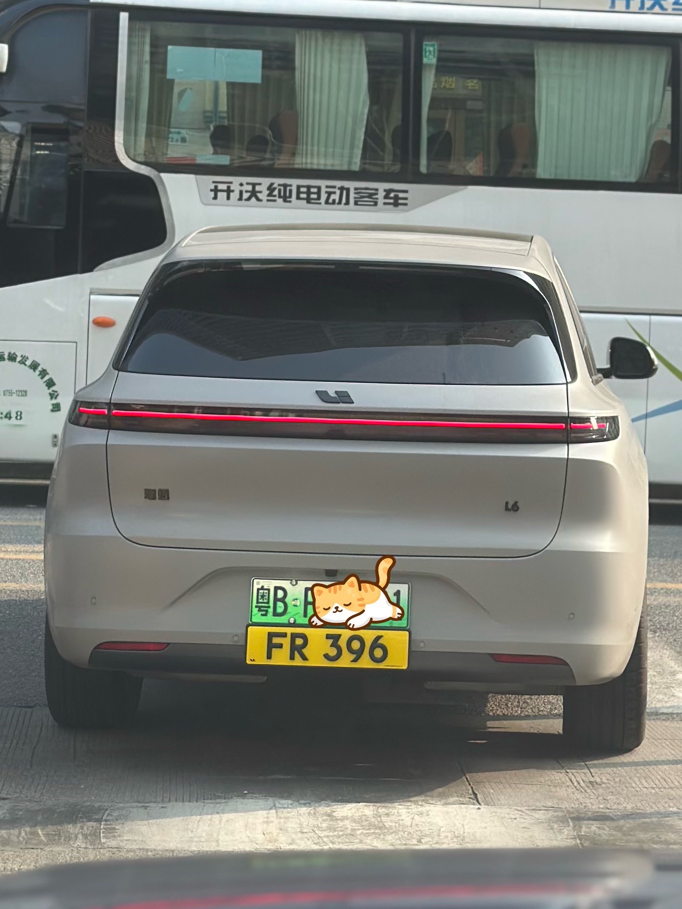 偶遇两台理想真爱粉…​​​