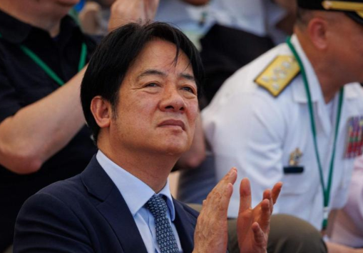 据台媒报道，赖清德下月“出访”中南美，将“过境”美国纽约和达拉斯