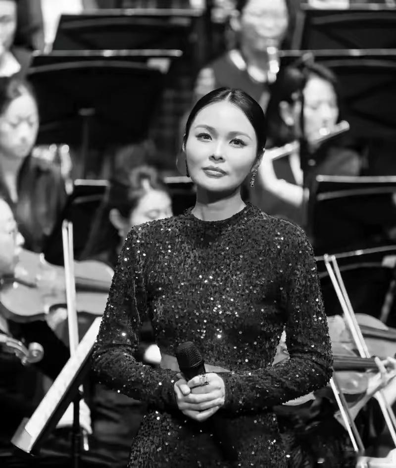 女高音歌唱家龚爽的离世，让36岁的我突然明白了一个道理，作为女人，这辈子最重要的不是金钱，不是事业，