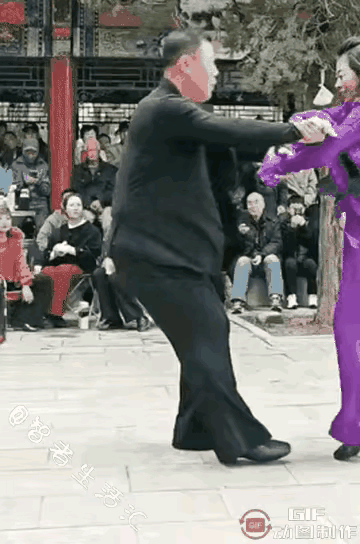 都这把年纪了，还是悠着点比较好，毕竟岁月不饶人。