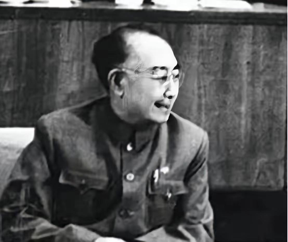 1995年，吴德在即将去世之际，在生命的最后时刻，他示意女儿吴敏靠近，吴敏赶紧把