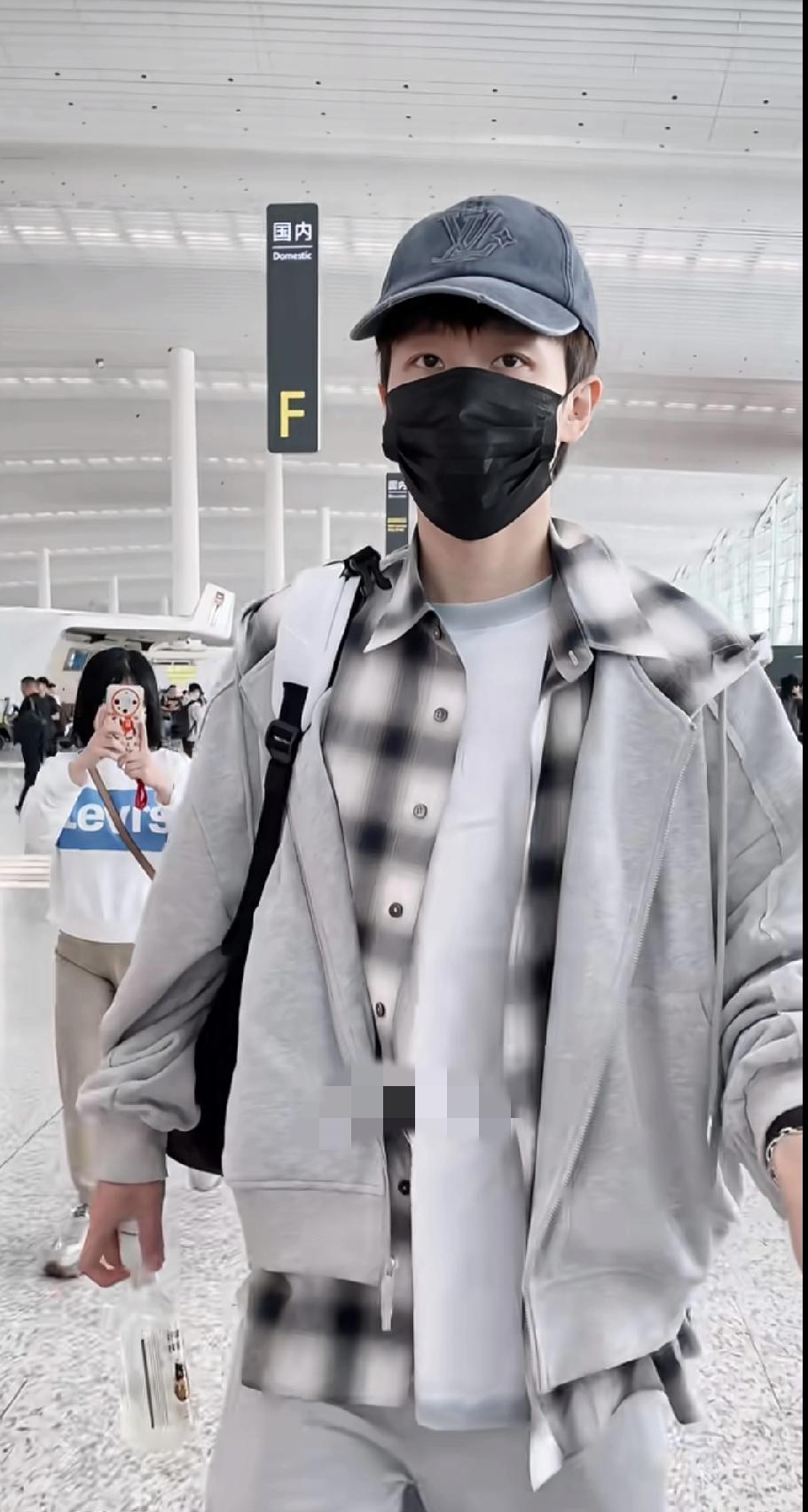 林高远又出发！直奔上海FengChenWang时装周✨刷到林高远最新机