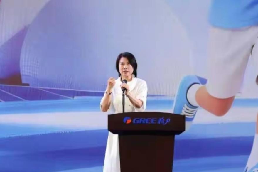 格力今年新招了6514名应届生，董明珠放话：宁可降工资也绝不裁员当无数年轻人