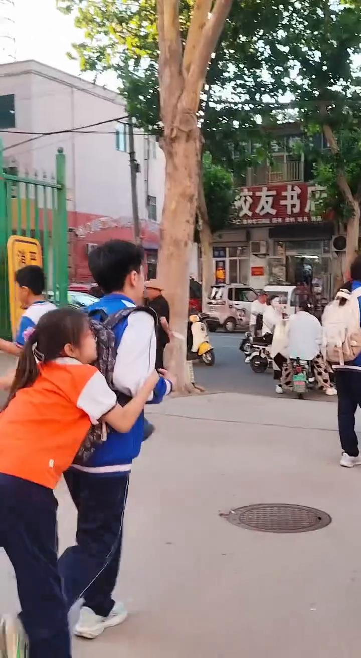 哈哈哈哈哈哈哈哈，哎呀，哈哈哈哈，哈哈。