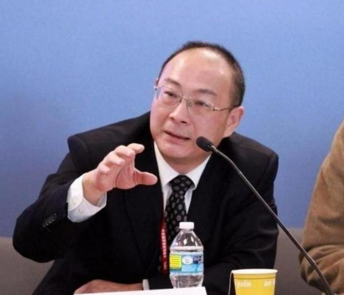 中国在解放台湾的战争中，美国一定会插手，而中国的这场收复台湾的战争中，不可能向朝